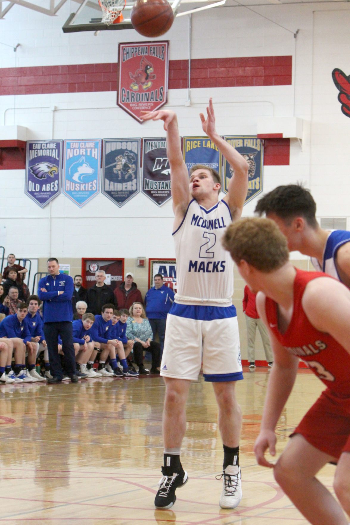 McDonell boys basketball vs Luck at Chi-Hi 3-9-19